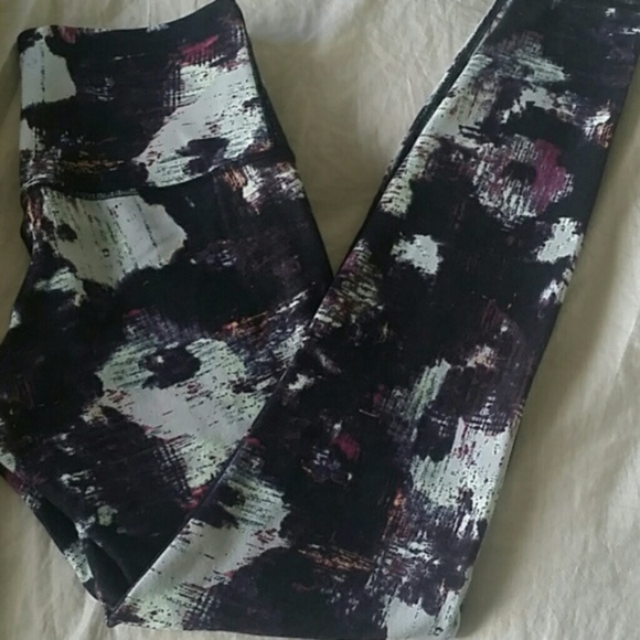 Lululemon Wunder Under Kara Blossom - Picture 5 of 7